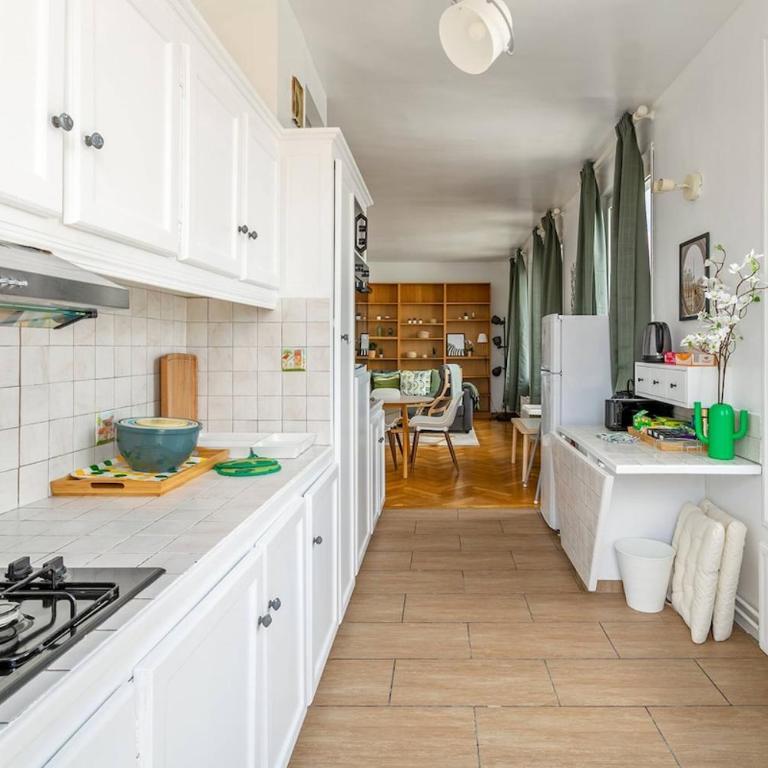 Parisian Flat, Large Terrace & Eiffel Tower View - Appartement 2 Chambres - 10
