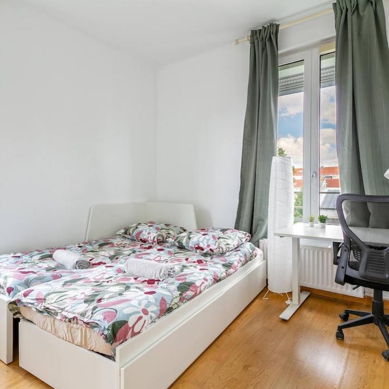 Parisian Flat, Large Terrace & Eiffel Tower View - Appartement 2 Chambres - 20