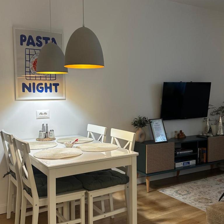 Sarajevo Cozy Spot - One-Bedroom Apartment - 34