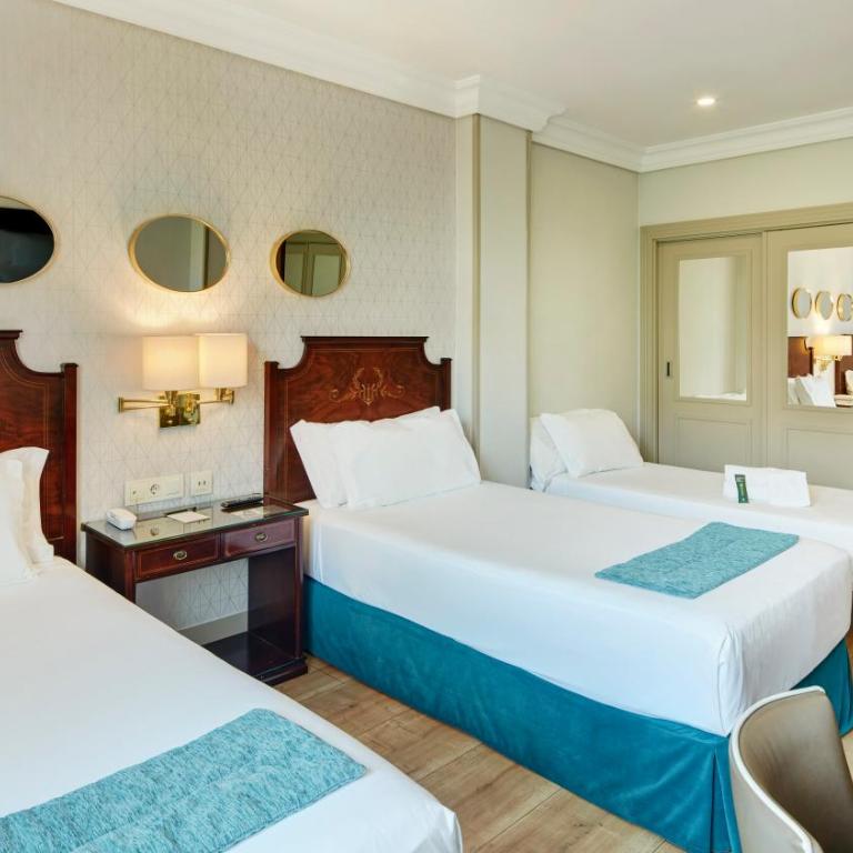 Sercotel Gran Hotel Conde Duque - Camera Matrimoniale con Letto Supplementare - 2