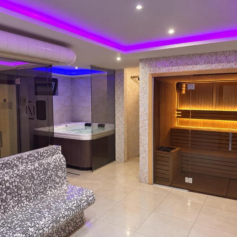 Laura Lux Wellness & Spa - Apartment mit 1 Schlafzimmer - 10