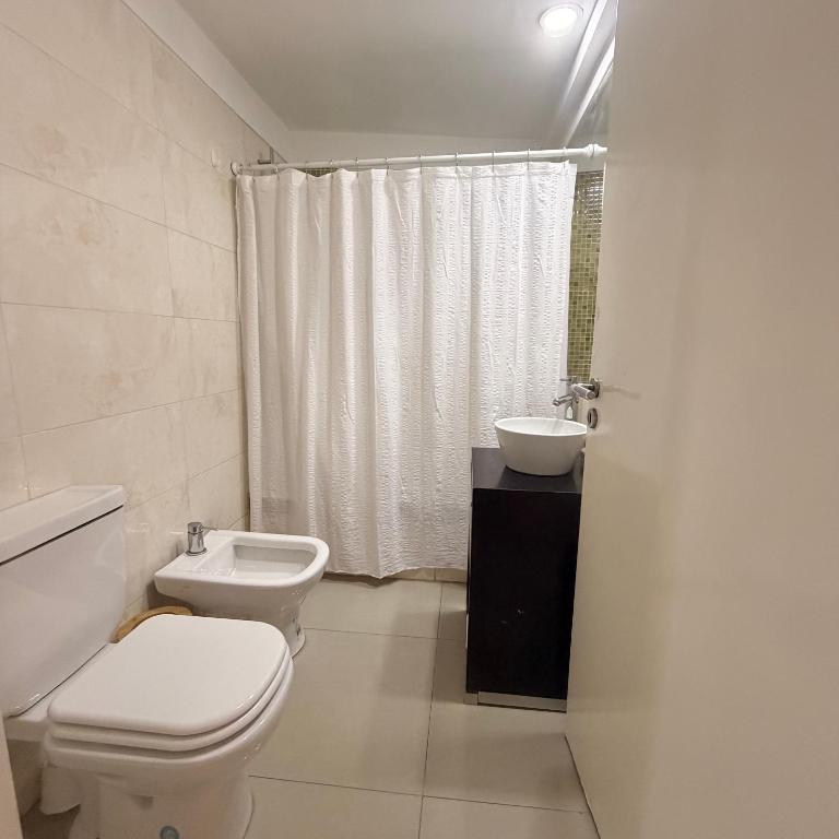 Departamento central - Apartamento de 2 dormitorios con balcón - 11
