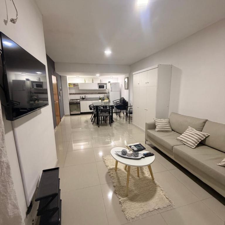 Departamento central - Apartamento de 2 dormitorios con balcón - 15