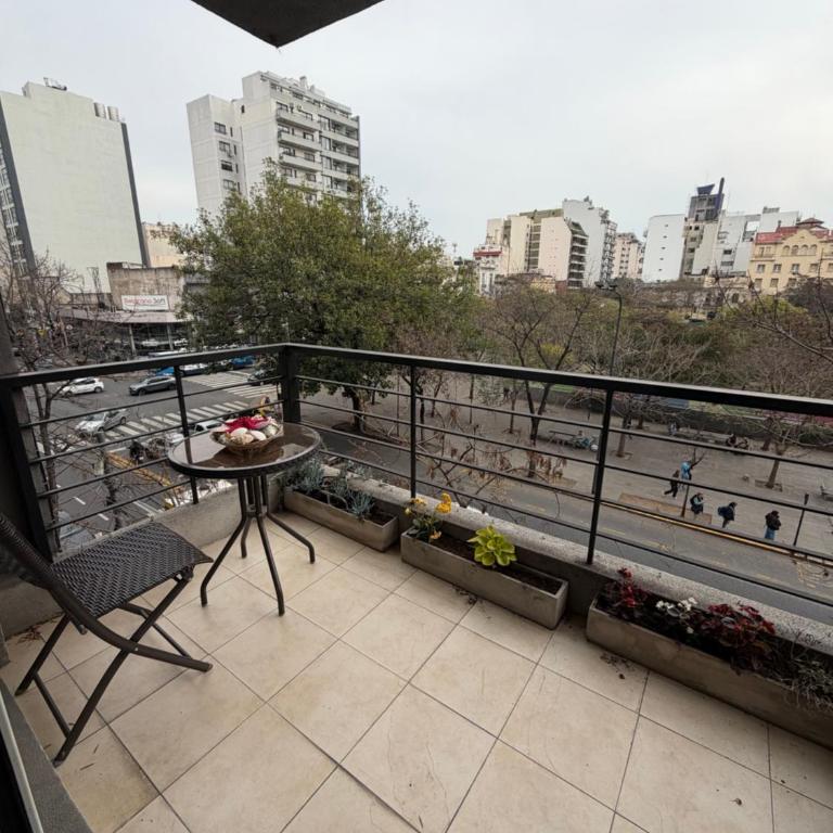 Departamento central - Apartamento de 2 dormitorios con balcón - 18