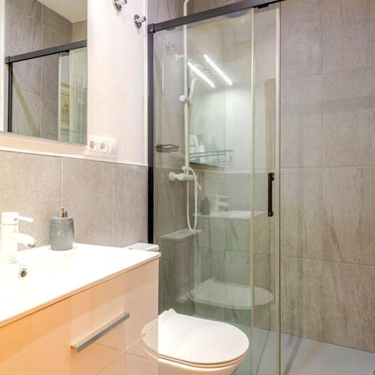 Boutique flat between Gran Via and Chueca central Madrid - Apartment mit 1 Schlafzimmer - 2