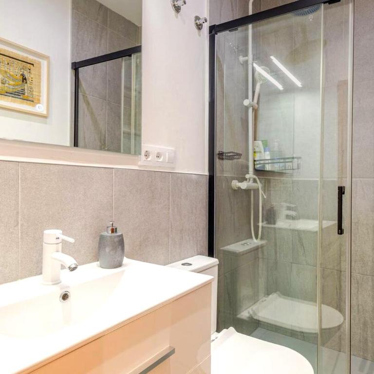Boutique flat between Gran Via and Chueca central Madrid - Apartment mit 1 Schlafzimmer - 15