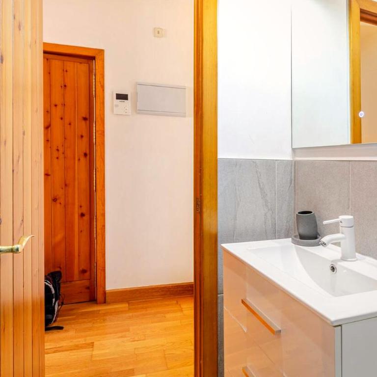 Boutique flat between Gran Via and Chueca central Madrid - Apartment mit 1 Schlafzimmer - 22