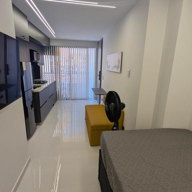 Estudio Super central - Metro y VIVA Envigado - One-Bedroom Apartment - 5