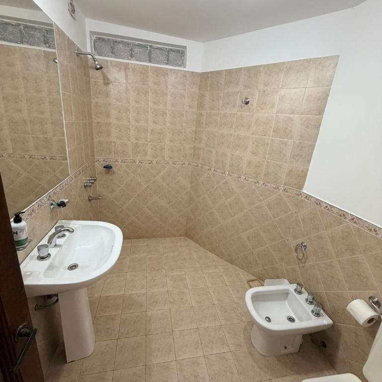 Casa Libertad del Lago - Three-Bedroom House - 12