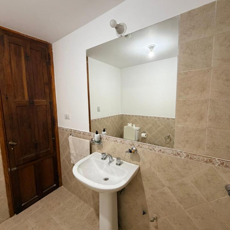 Casa Libertad del Lago - Three-Bedroom House - 27