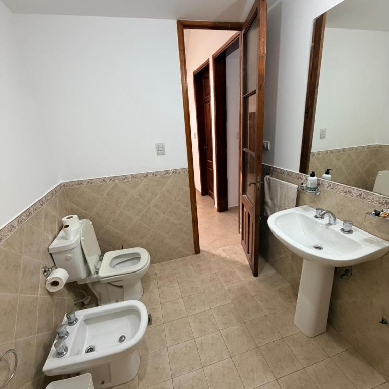 Casa Libertad del Lago - Three-Bedroom House - 10