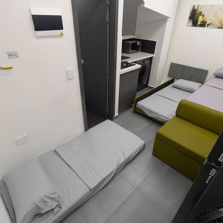 Estudio independiente primer piso cerca a Metro y VIVA Envigado - One-Bedroom Apartment - 2