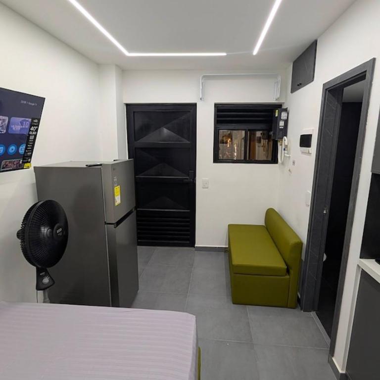 Estudio independiente primer piso cerca a Metro y VIVA Envigado - One-Bedroom Apartment - 20