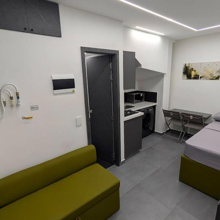 Estudio independiente primer piso cerca a Metro y VIVA Envigado - One-Bedroom Apartment - 27