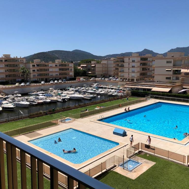 Appartement 2 chambres piscine parking - Appartement 1 Chambre - 16