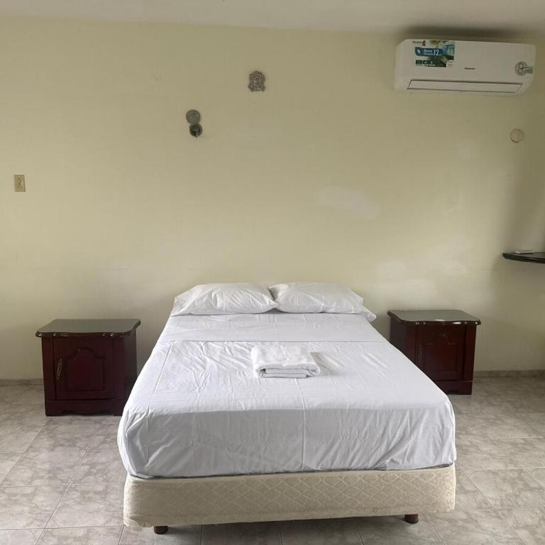 House Apartment Cerca del Centro Patio Pet Friendly - One-Bedroom Apartment - 59