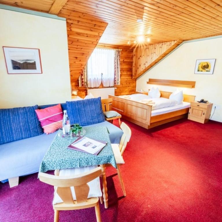Hammerschmied Bed&Breakfast - Dreibettzimmer mit Bergblick - 2
