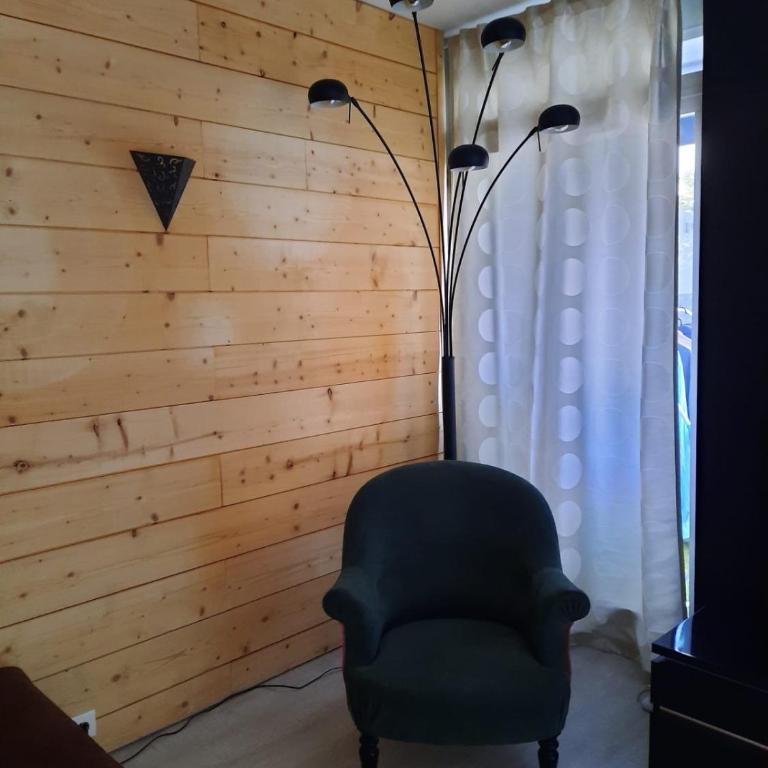 Nice 86m With Terrace Near The Beach! - Apartment - 3