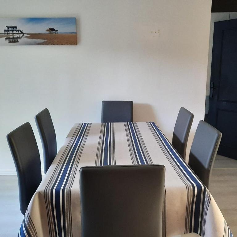 Nice 86m With Terrace Near The Beach! - Apartment - 4