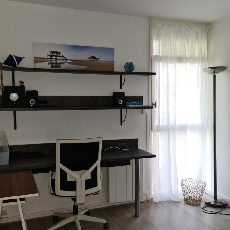 Nice 86m With Terrace Near The Beach! - Apartment - 11