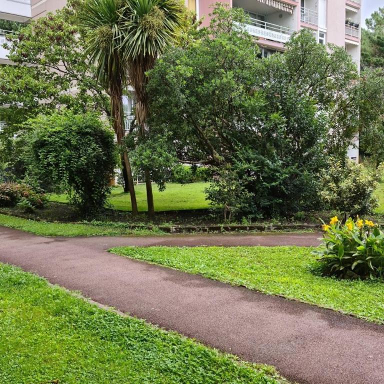Nice 86m With Terrace Near The Beach! - Apartment - 15