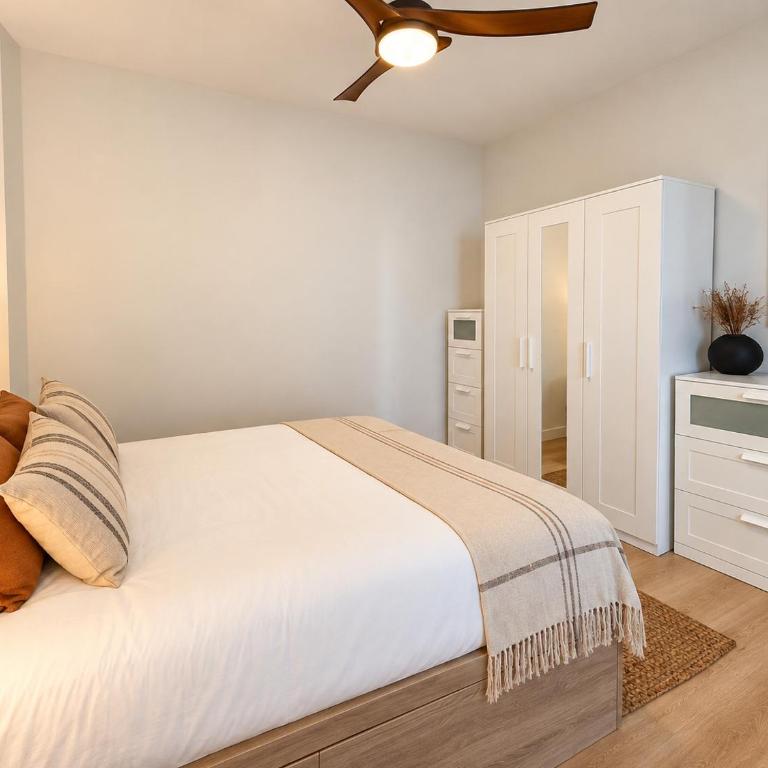 Vibe, Paseo playa de Las Canteras, Nómadas digitales, ideal parejas - One-Bedroom Apartment - 8