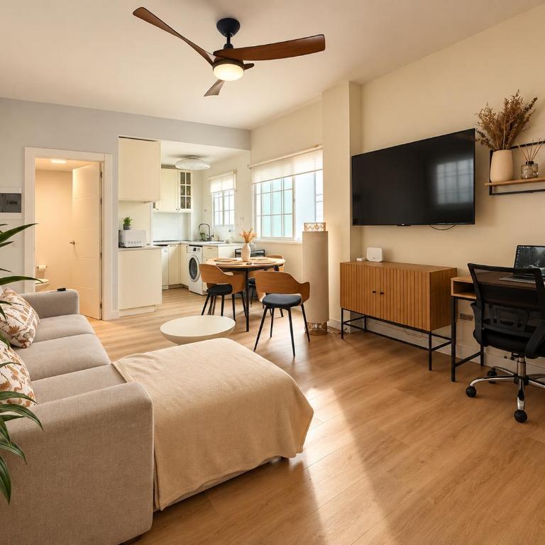 Vibe, Paseo playa de Las Canteras, Nómadas digitales, ideal parejas - One-Bedroom Apartment - 2