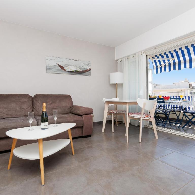 Le Corsaire YourHostHelper - Appartement 1 Chambre avec Terrasse - 36