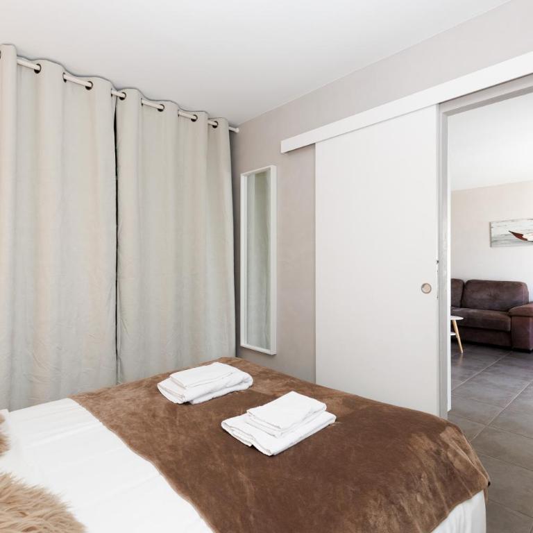 Le Corsaire YourHostHelper - Appartement 1 Chambre avec Terrasse - 40