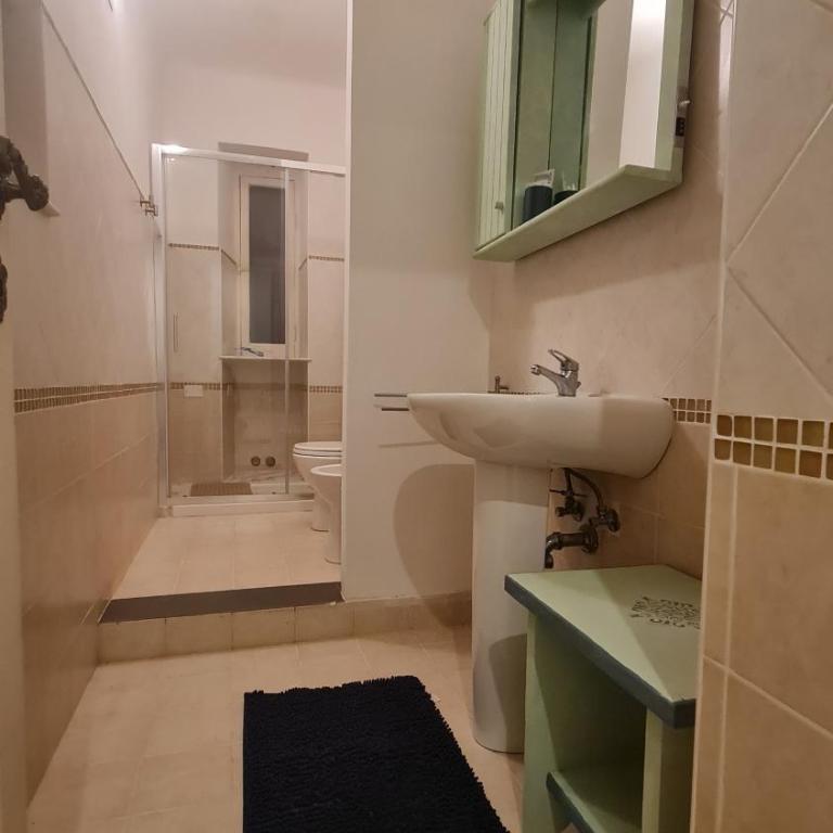 LINEA BLU intero appartamento due camere, vicino stazione, porto e parcheggi auto - Two-Bedroom Apartment - 18