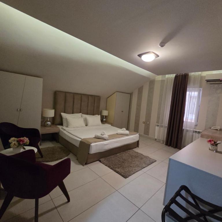 Hotel Bajadera Lux - Deluxe Double Room - 11