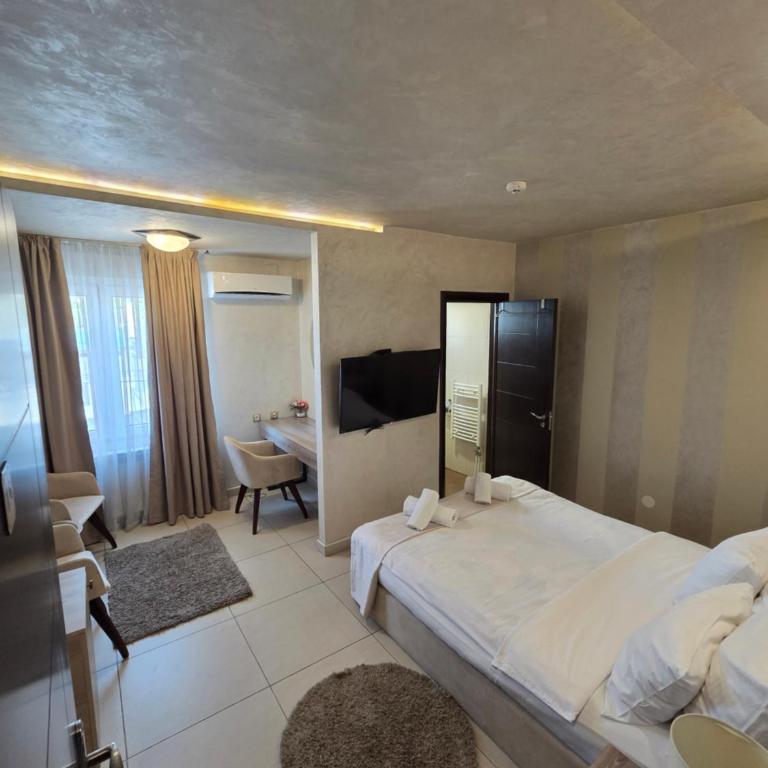 Hotel Bajadera Lux - Deluxe Double Room - 12