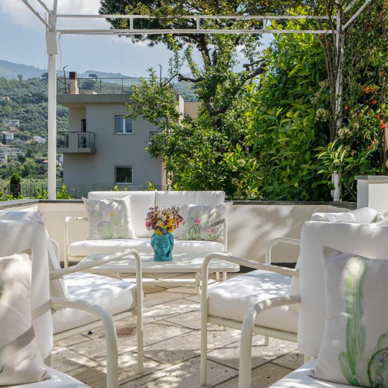 My Exclusive Italy - Luxury Villa in Sorrento Coast Swimming Pool & View - Villa - 13