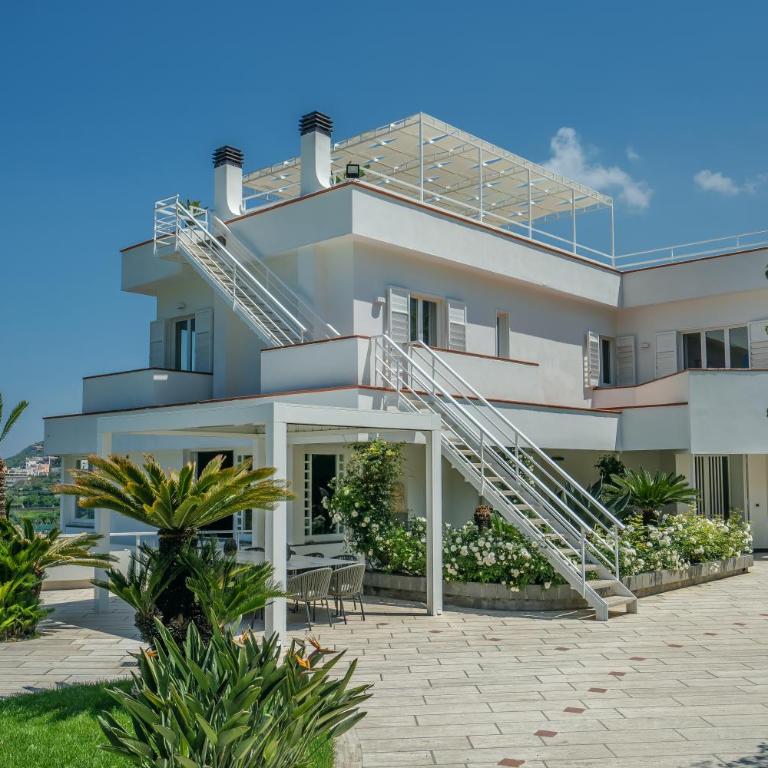 My Exclusive Italy - Luxury Villa in Sorrento Coast Swimming Pool & View - Villa - 35