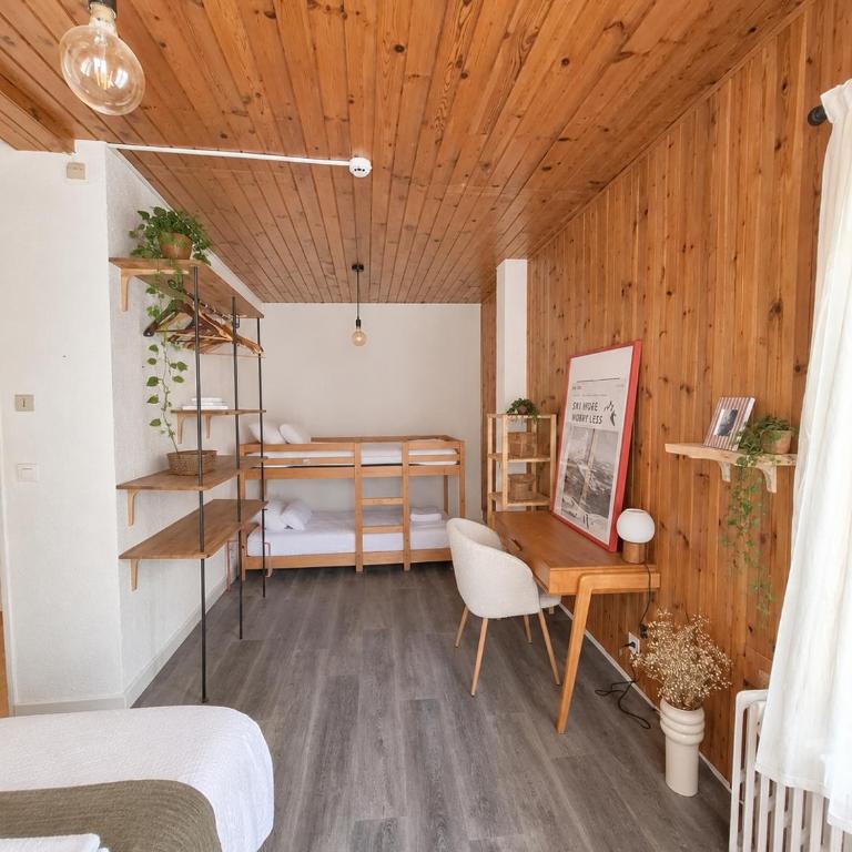 Hotel Au Bon Accueil - Chambre Quadruple - 5