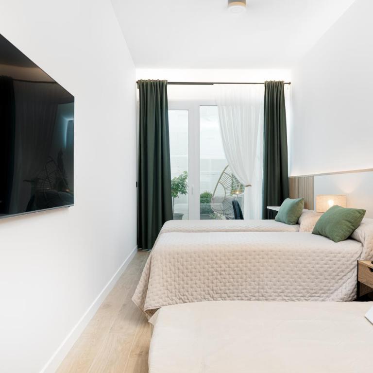 Apartamentos Alojalia - Apartment - Disability Access - 1