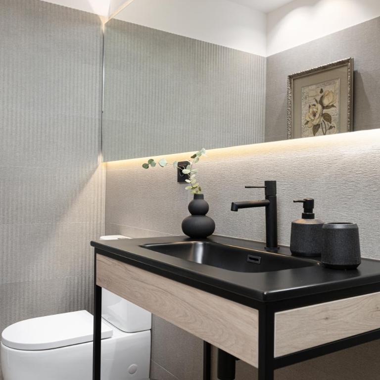 Apartamentos Alojalia - Apartment - Disability Access - 14