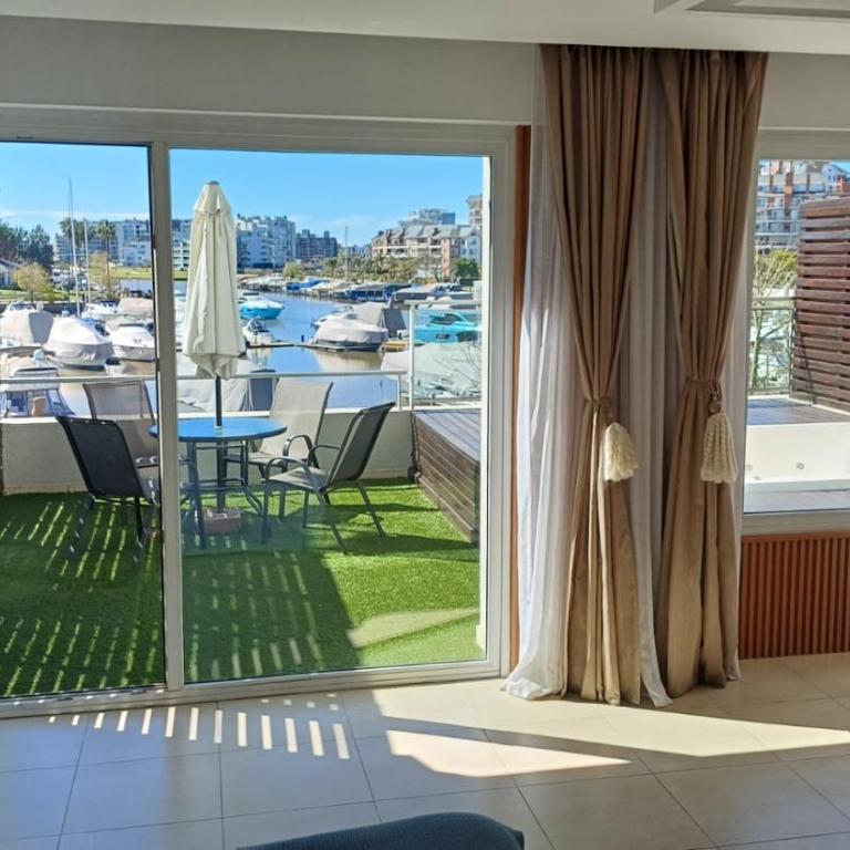 APART , DEPARTAMENTOS loft , bahia grande nordelta , BALCON JACUZZI Y vista a la bahia - Apartamento de 1 dormitorio - 14
