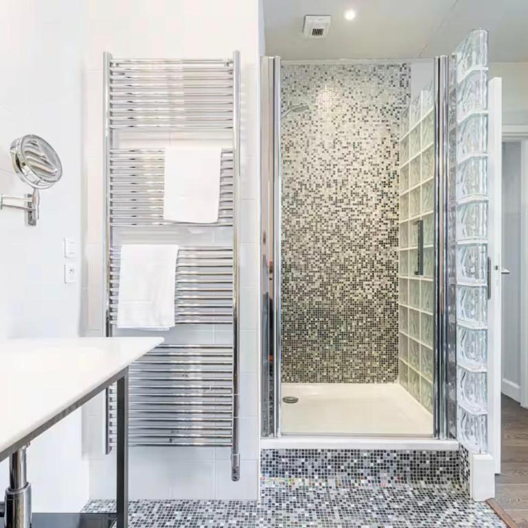 101 ANT - Stunning 2-bedroom Rue d'Antibes 150m from Palais - Appartement 2 Chambres - Vue sur Ville - 14