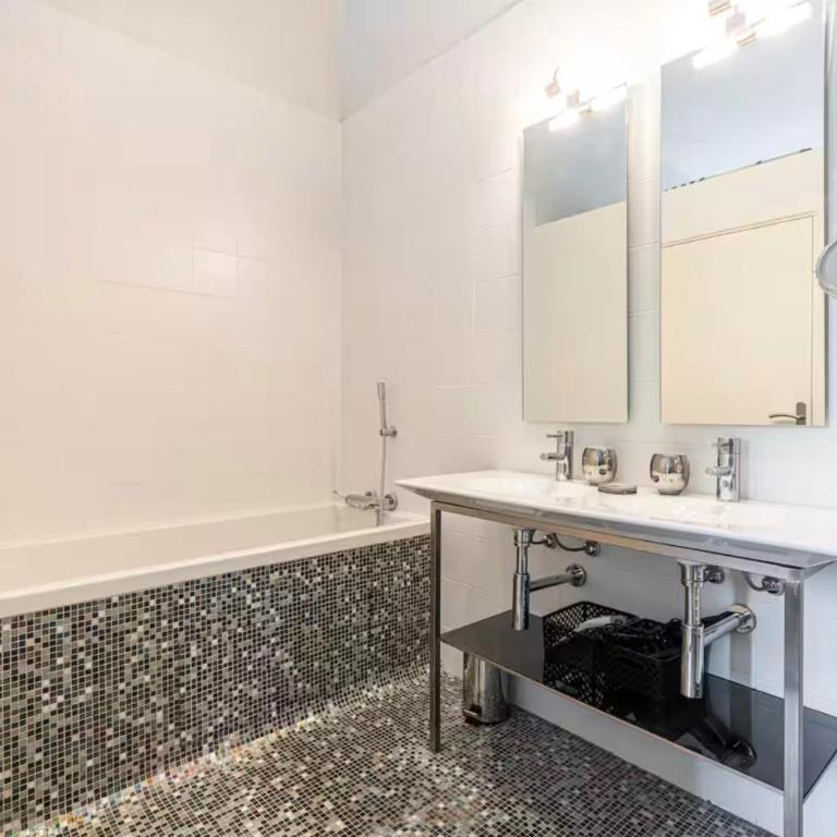 101 ANT - Stunning 2-bedroom Rue d'Antibes 150m from Palais - Appartement 2 Chambres - Vue sur Ville - 15