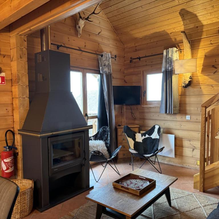 250 m des pistes, chalet 10 pers & piscine commune - Chalet - 7