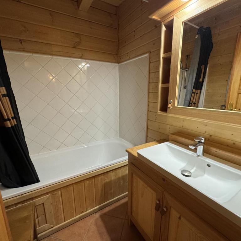 250 m des pistes, chalet 10 pers & piscine commune - Chalet - 18