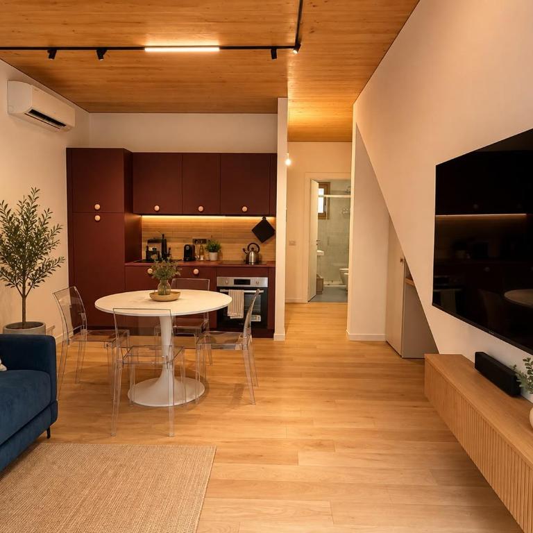 Etna Green 1 - One-Bedroom Apartment - 1
