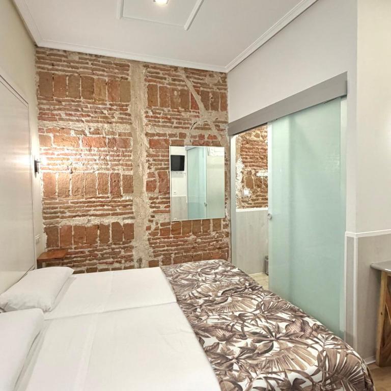 Hostal Madrid - Zweibettzimmer mit eigenem Bad - 7
