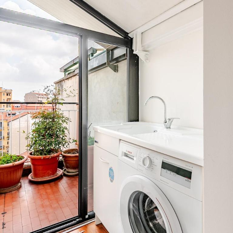 Spacious Apartment - M4 to Duomo - Free Garage - Appartamento con 3 Camere da Letto - Piano Alto - 11