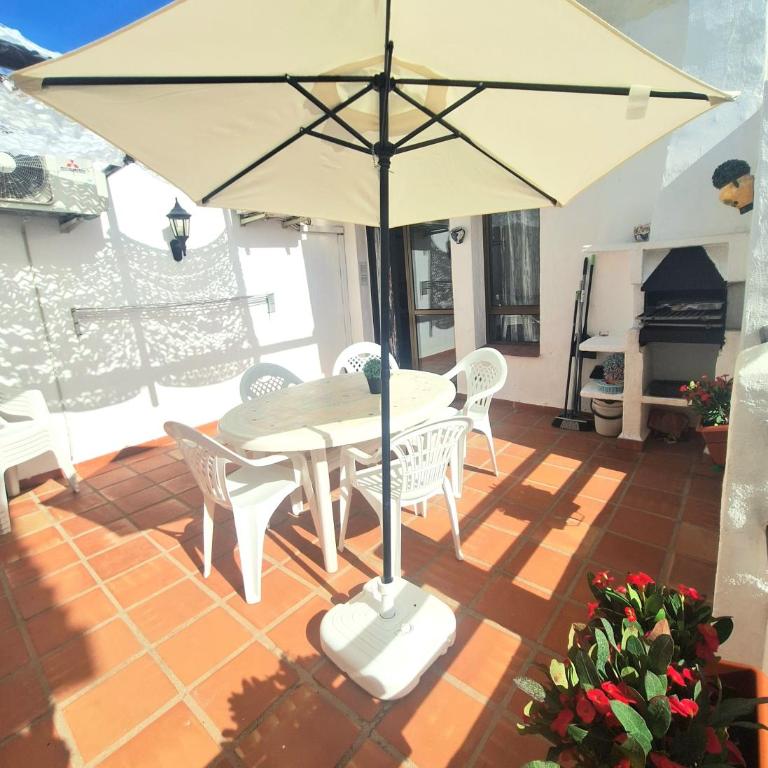 Andalusian style apartment in Pueblo Evita exclusive holiday complex - Apartment - 19
