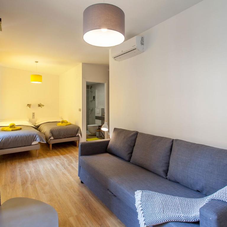 City Garden Bed and Breakfast - Quadruple Room with Private Bathroom - 7