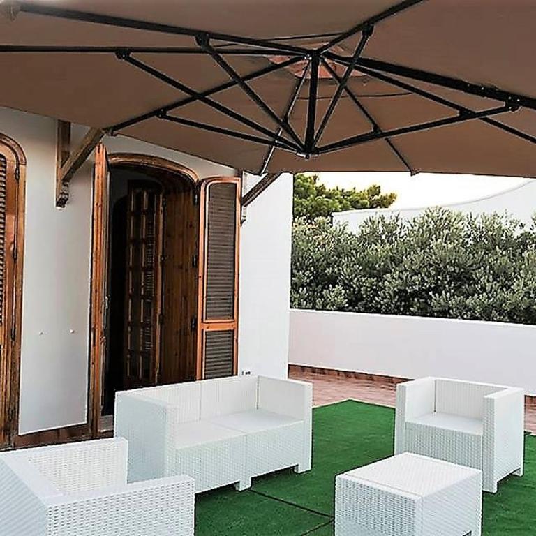 B&B Il Villino Torre Dell'Orso - Camera Matrimoniale con Balcone - 42