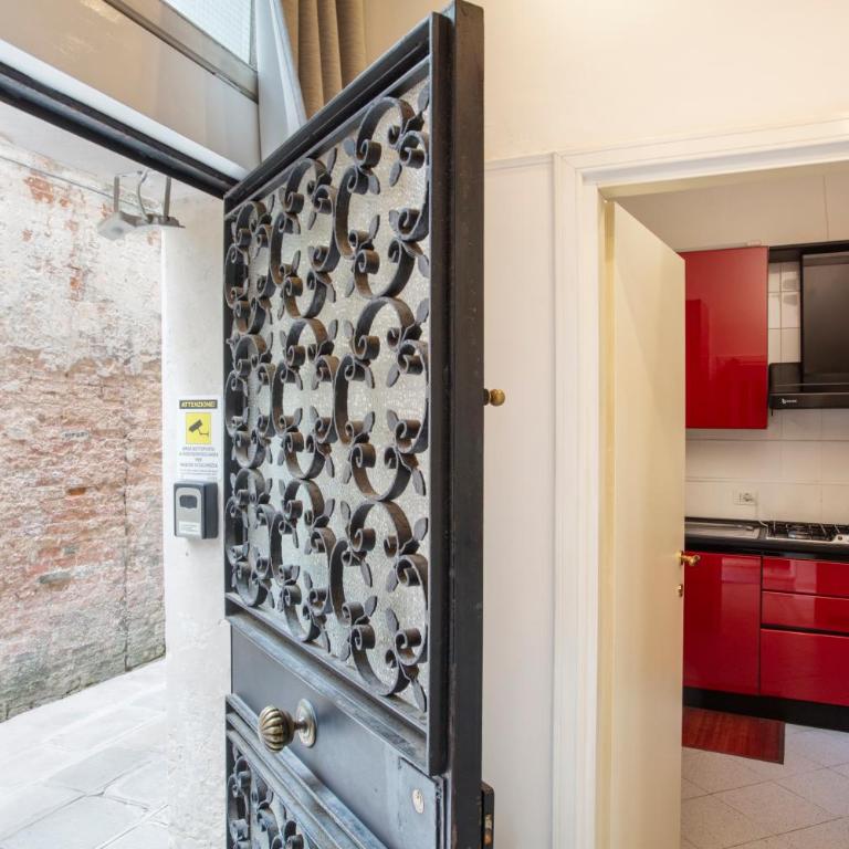 Sestiere Dorsoduro Venezia, a due passi dal ponte dei Pugni - Appartamento - Piano Terra - 11