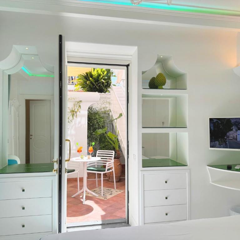 Lux 2BR Apartment in Positano View Terrace & Pool - Appartamento con 2 Camere da Letto - 66